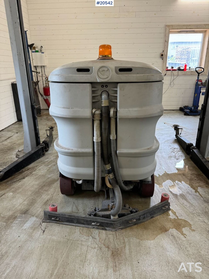 Comac Ultra 100 BS - Građevinski strojevi: slika Comac Ultra 100 BS - Građevinski strojevi Comac Ultra 100 BS - Građevinski strojevi: slika Comac Ultra 100 BS - Građevinski strojevi