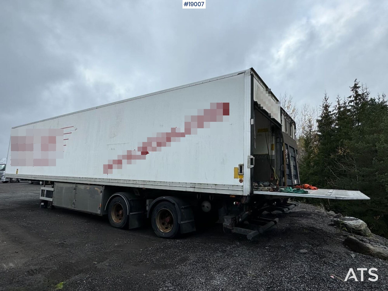 HFR skapsemi - Poluprikolica hladnjača: slika HFR skapsemi - Poluprikolica hladnjača HFR skapsemi - Poluprikolica hladnjača: slika HFR skapsemi - Poluprikolica hladnjača