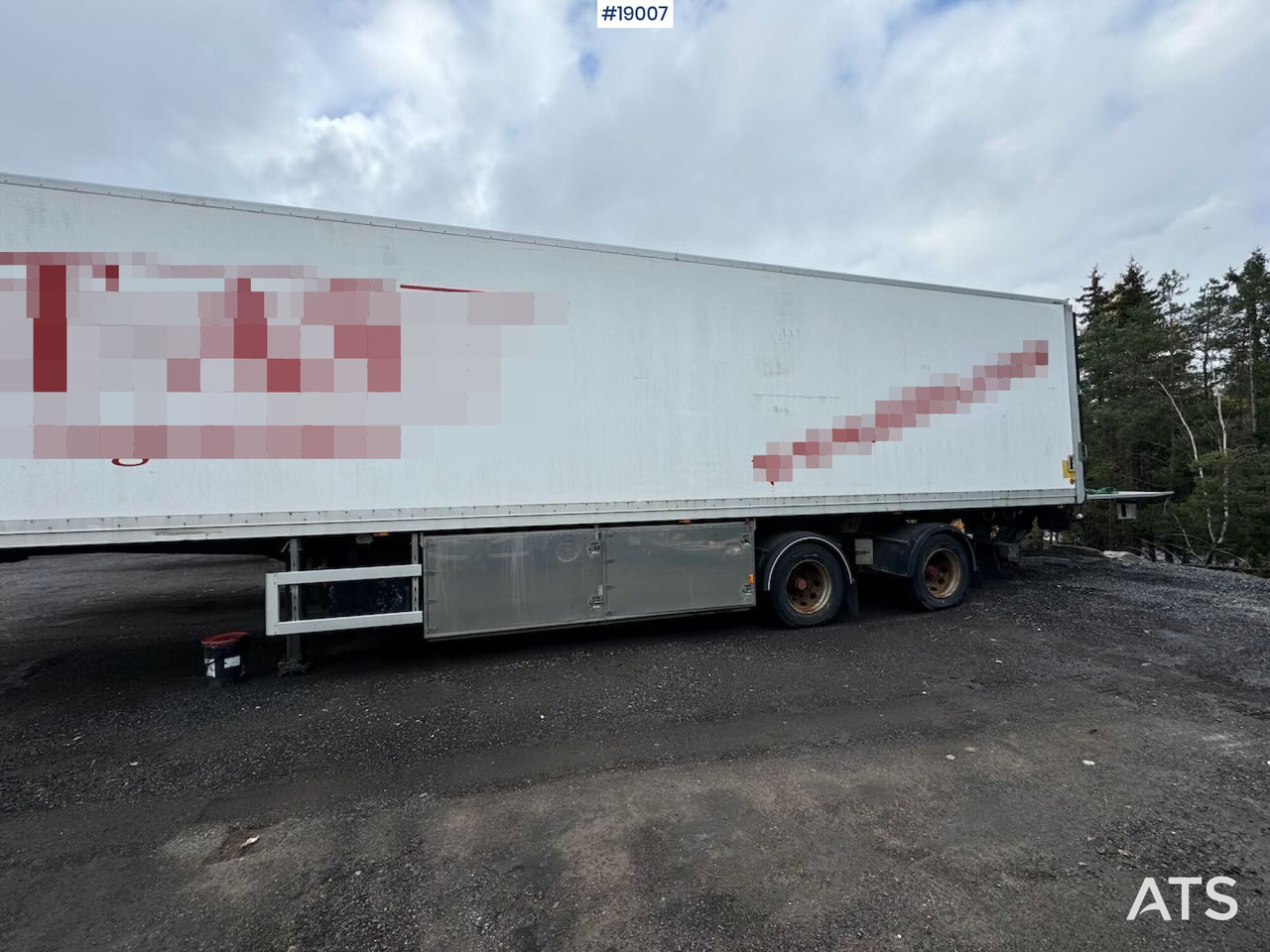 HFR skapsemi - Poluprikolica hladnjača: slika HFR skapsemi - Poluprikolica hladnjača HFR skapsemi - Poluprikolica hladnjača: slika HFR skapsemi - Poluprikolica hladnjača