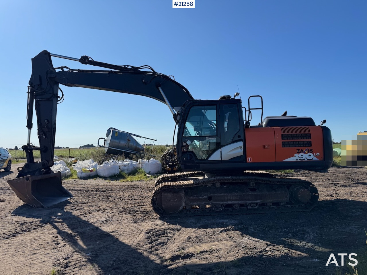 Hitachi ZX 190 LC-6 - Bager: slika Hitachi ZX 190 LC-6 - Bager Hitachi ZX 190 LC-6 - Bager: slika Hitachi ZX 190 LC-6 - Bager