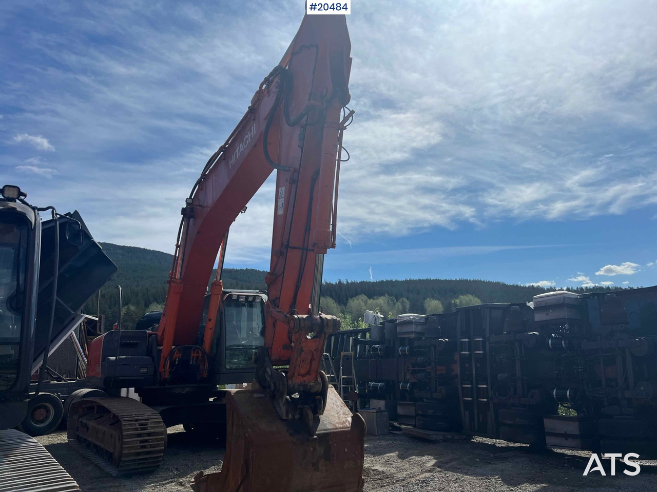 Hitachi ZX350LC-3 - Bager: slika Hitachi ZX350LC-3 - Bager Hitachi ZX350LC-3 - Bager: slika Hitachi ZX350LC-3 - Bager