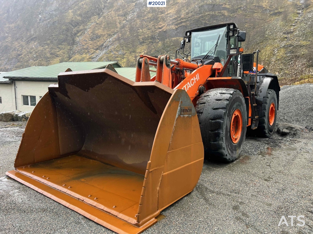 Hitachi zw370-6 - Utovarivač na kotačima: slika Hitachi zw370-6 - Utovarivač na kotačima Hitachi zw370-6 - Utovarivač na kotačima: slika Hitachi zw370-6 - Utovarivač na kotačima