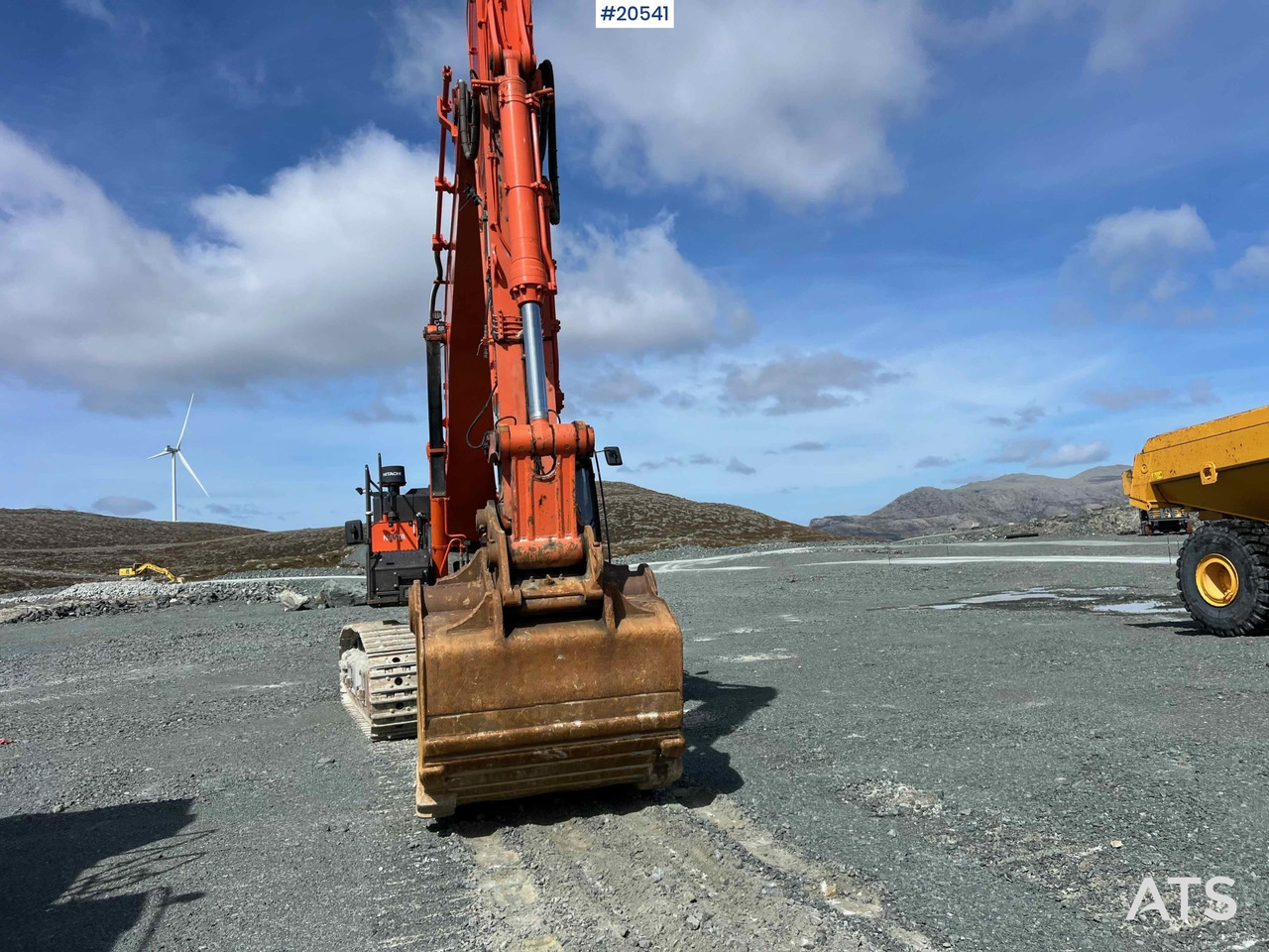 Hitachi zx530LCH-6 gravemaskin m/ graveskuffe. SE VIDEO - Bager gusjeničar: slika Hitachi zx530LCH-6 gravemaskin m/ graveskuffe. SE VIDEO - Bager gusjeničar Hitachi zx530LCH-6 gravemaskin m/ graveskuffe. SE VIDEO - Bager gusjeničar: slika Hitachi zx530LCH-6 gravemaskin m/ graveskuffe. SE VIDEO - Bager gusjeničar