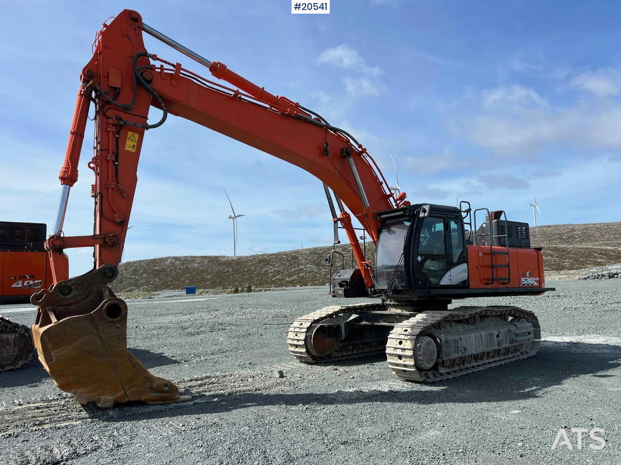 Hitachi zx530LCH-6 gravemaskin m/ graveskuffe. SE VIDEO - Bager gusjeničar: slika Hitachi zx530LCH-6 gravemaskin m/ graveskuffe. SE VIDEO - Bager gusjeničar Hitachi zx530LCH-6 gravemaskin m/ graveskuffe. SE VIDEO - Bager gusjeničar: slika Hitachi zx530LCH-6 gravemaskin m/ graveskuffe. SE VIDEO - Bager gusjeničar