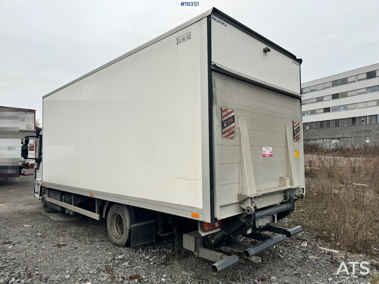 Iveco 75E - Kamion sandučar: slika Iveco 75E - Kamion sandučar Iveco 75E - Kamion sandučar: slika Iveco 75E - Kamion sandučar