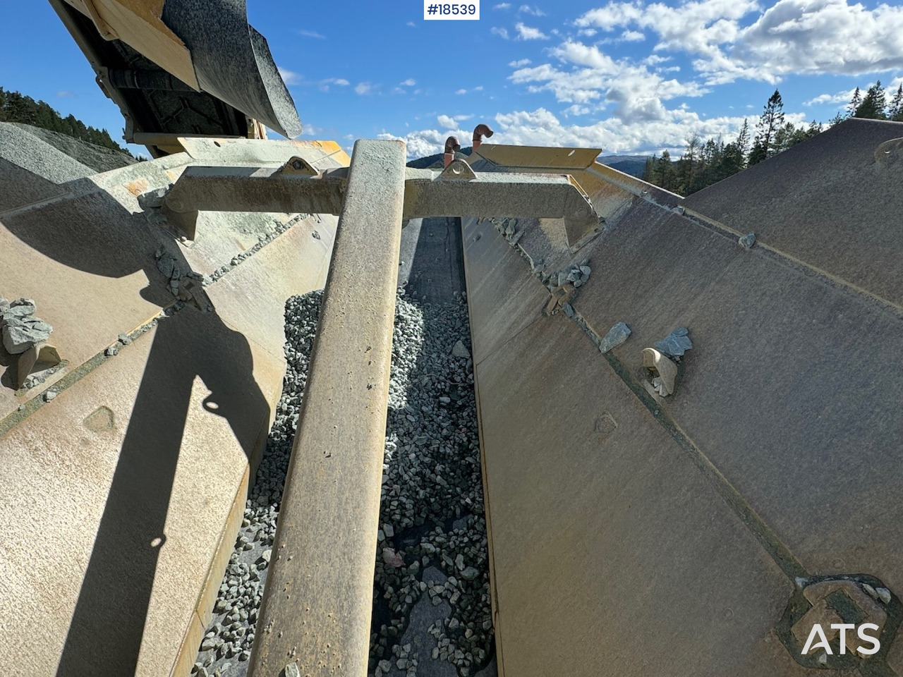 Konusna drobilica Keestrack H4E: slika Konusna drobilica Keestrack H4E Konusna drobilica Keestrack H4E: slika Konusna drobilica Keestrack H4E