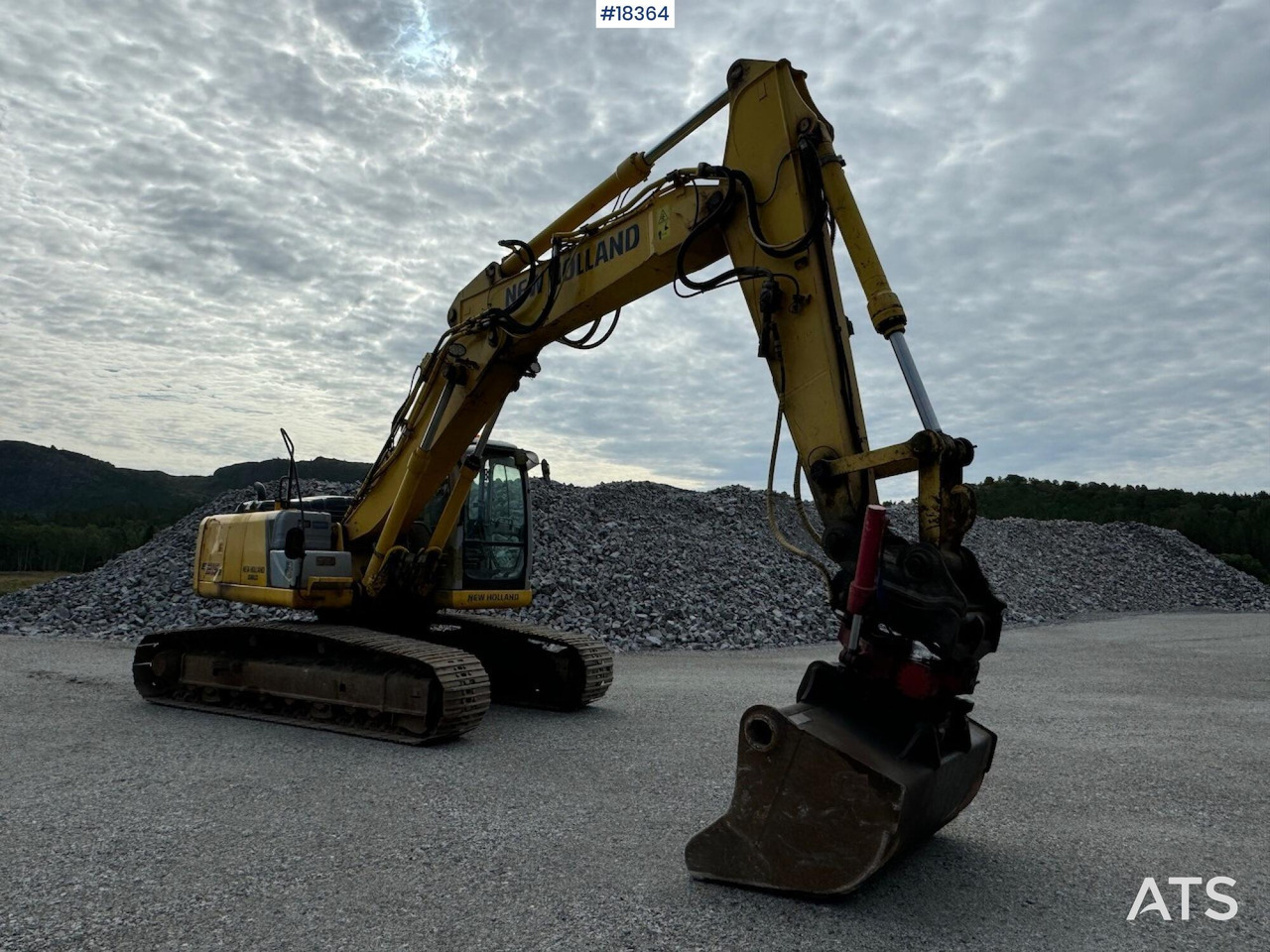 Kobelco E215B - Bager: slika Kobelco E215B - Bager Kobelco E215B - Bager: slika Kobelco E215B - Bager