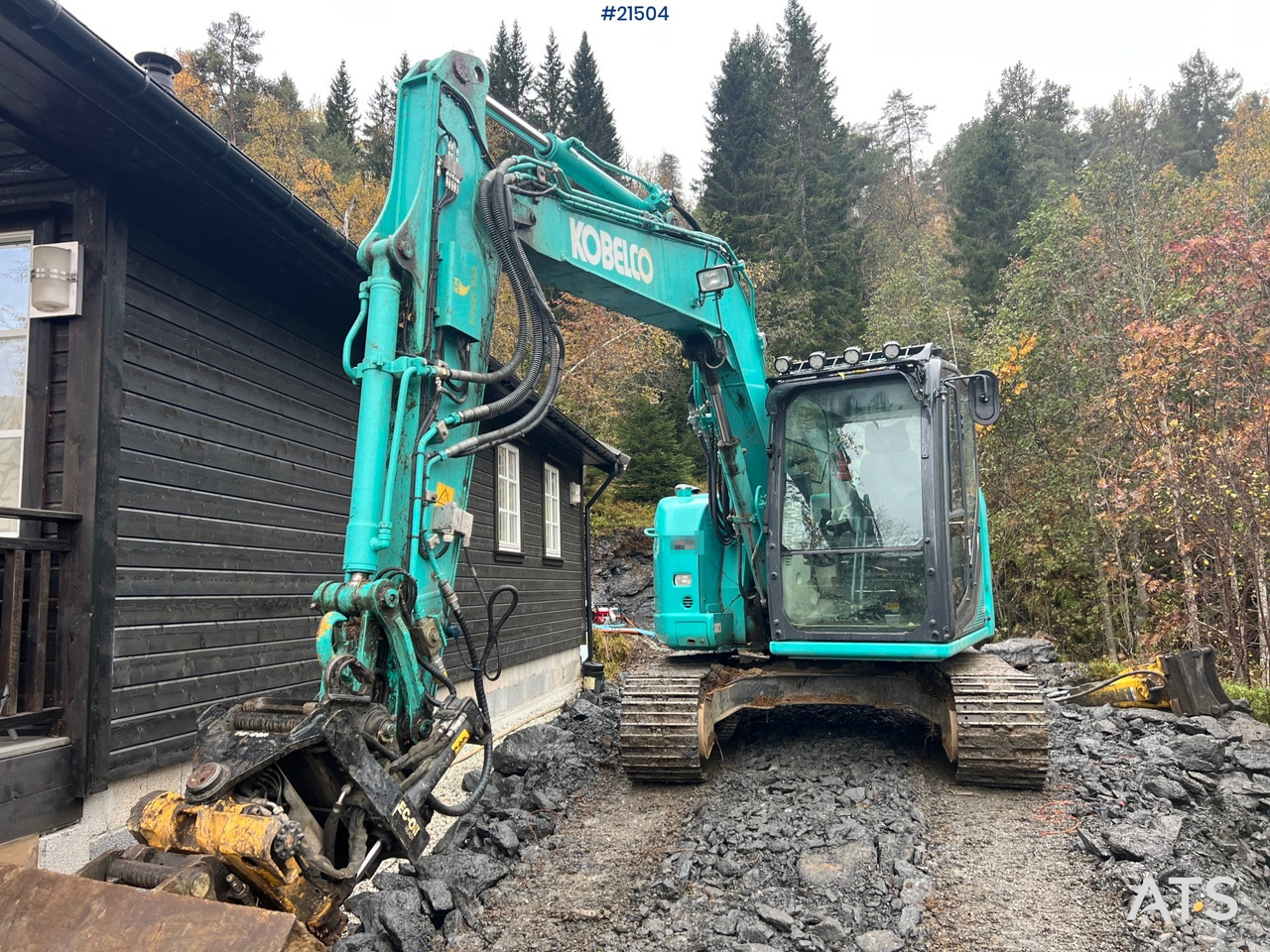 Kobelco Sk75SR-3E gravemaskin m/ pusseskuffe, rototilt og graveskuffe - Bager gusjeničar: slika Kobelco Sk75SR-3E gravemaskin m/ pusseskuffe, rototilt og graveskuffe - Bager gusjeničar Kobelco Sk75SR-3E gravemaskin m/ pusseskuffe, rototilt og graveskuffe - Bager gusjeničar: slika Kobelco Sk75SR-3E gravemaskin m/ pusseskuffe, rototilt og graveskuffe - Bager gusjeničar