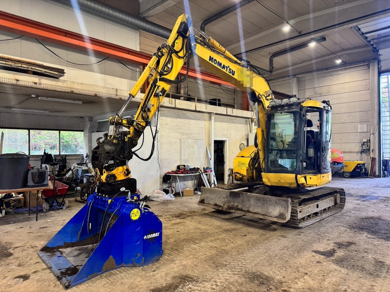 Komatsu 2013 Komatsu PC78US-8 Beltegraver m/ Rototilt og 2 skuffer. - Bager gusjeničar: slika Komatsu 2013 Komatsu PC78US-8 Beltegraver m/ Rototilt og 2 skuffer. - Bager gusjeničar Komatsu 2013 Komatsu PC78US-8 Beltegraver m/ Rototilt og 2 skuffer. - Bager gusjeničar: slika Komatsu 2013 Komatsu PC78US-8 Beltegraver m/ Rototilt og 2 skuffer. - Bager gusjeničar