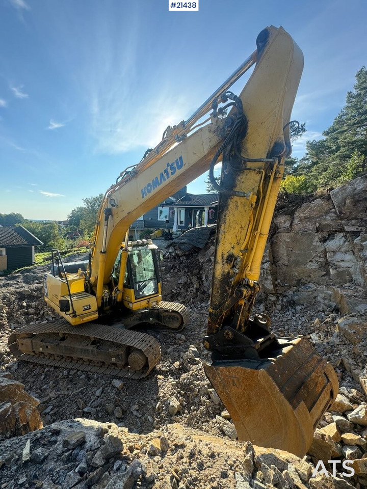 Komatsu PC210LC-8 Beltegraver m/ 2 skuffer, tilt og Pigghammer - Bager gusjeničar: slika Komatsu PC210LC-8 Beltegraver m/ 2 skuffer, tilt og Pigghammer - Bager gusjeničar Komatsu PC210LC-8 Beltegraver m/ 2 skuffer, tilt og Pigghammer - Bager gusjeničar: slika Komatsu PC210LC-8 Beltegraver m/ 2 skuffer, tilt og Pigghammer - Bager gusjeničar