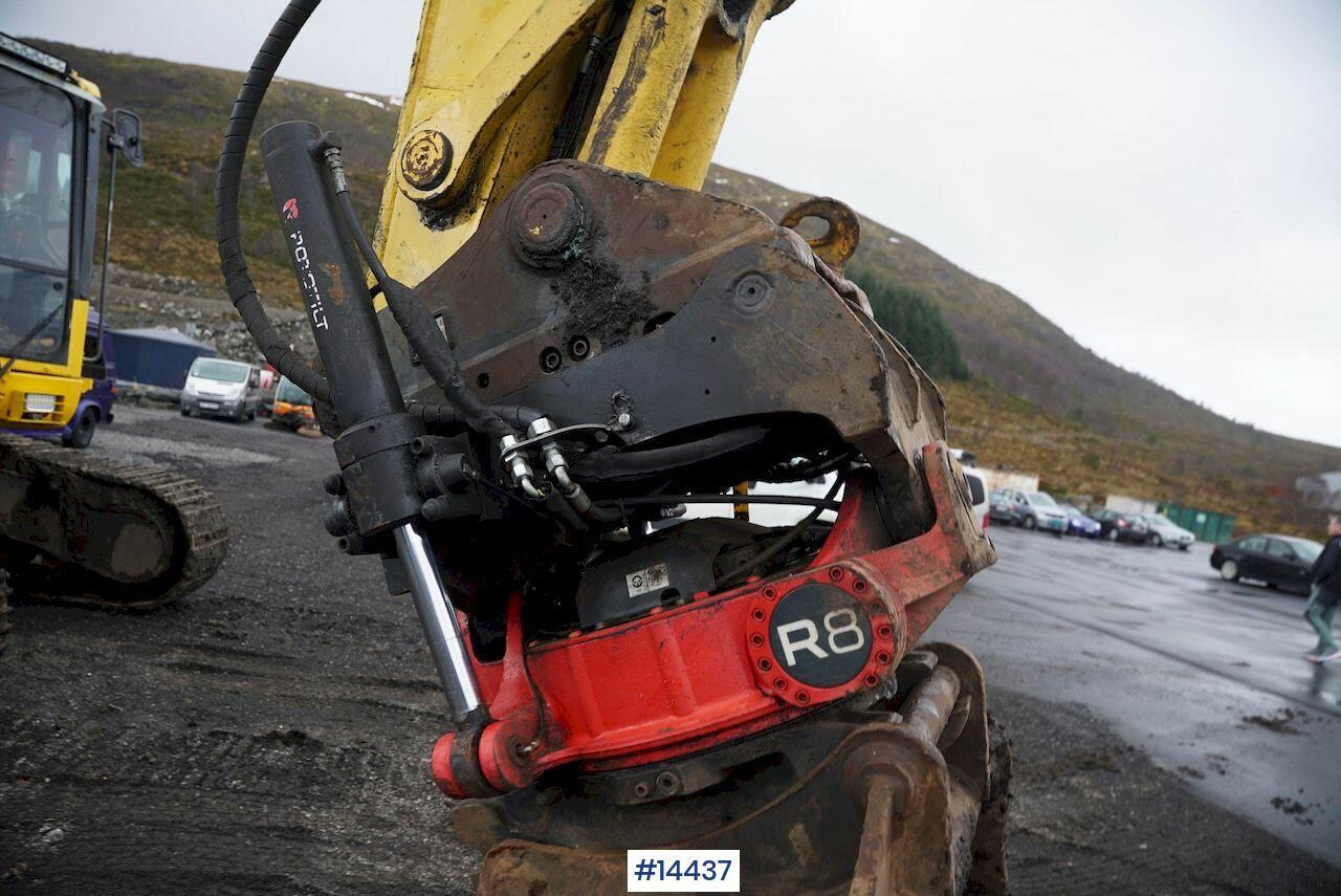 Bager Komatsu PC228USLC-10: slika Bager Komatsu PC228USLC-10