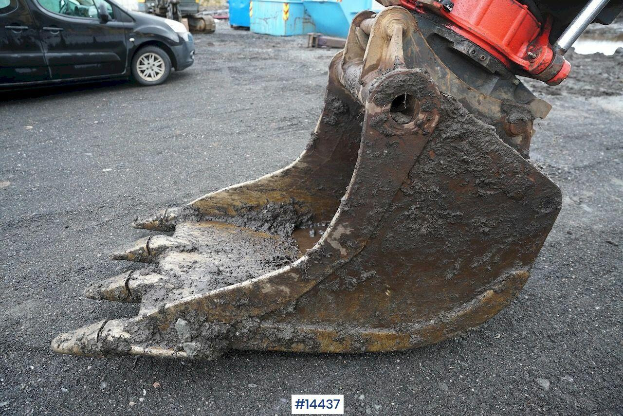 Bager Komatsu PC228USLC-10: slika Bager Komatsu PC228USLC-10