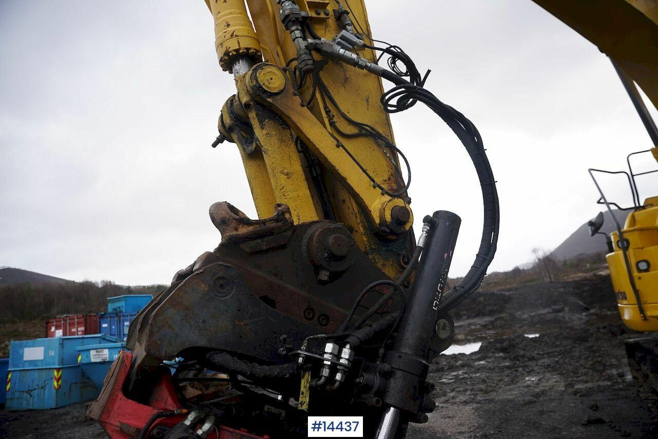 Bager Komatsu PC228USLC-10: slika Bager Komatsu PC228USLC-10