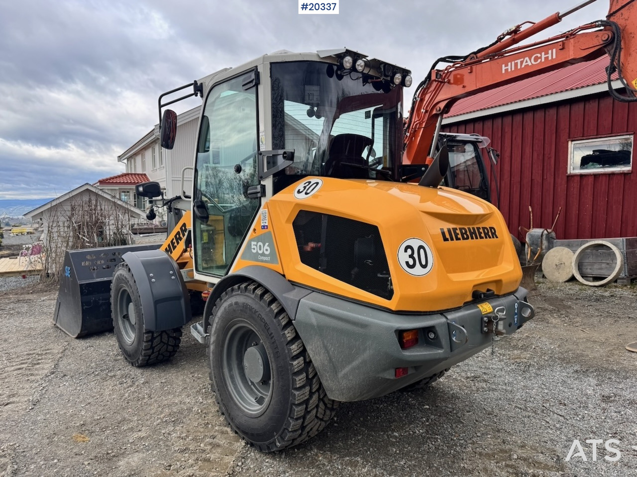 Liebherr L506C - Utovarivač na kotačima: slika Liebherr L506C - Utovarivač na kotačima Liebherr L506C - Utovarivač na kotačima: slika Liebherr L506C - Utovarivač na kotačima