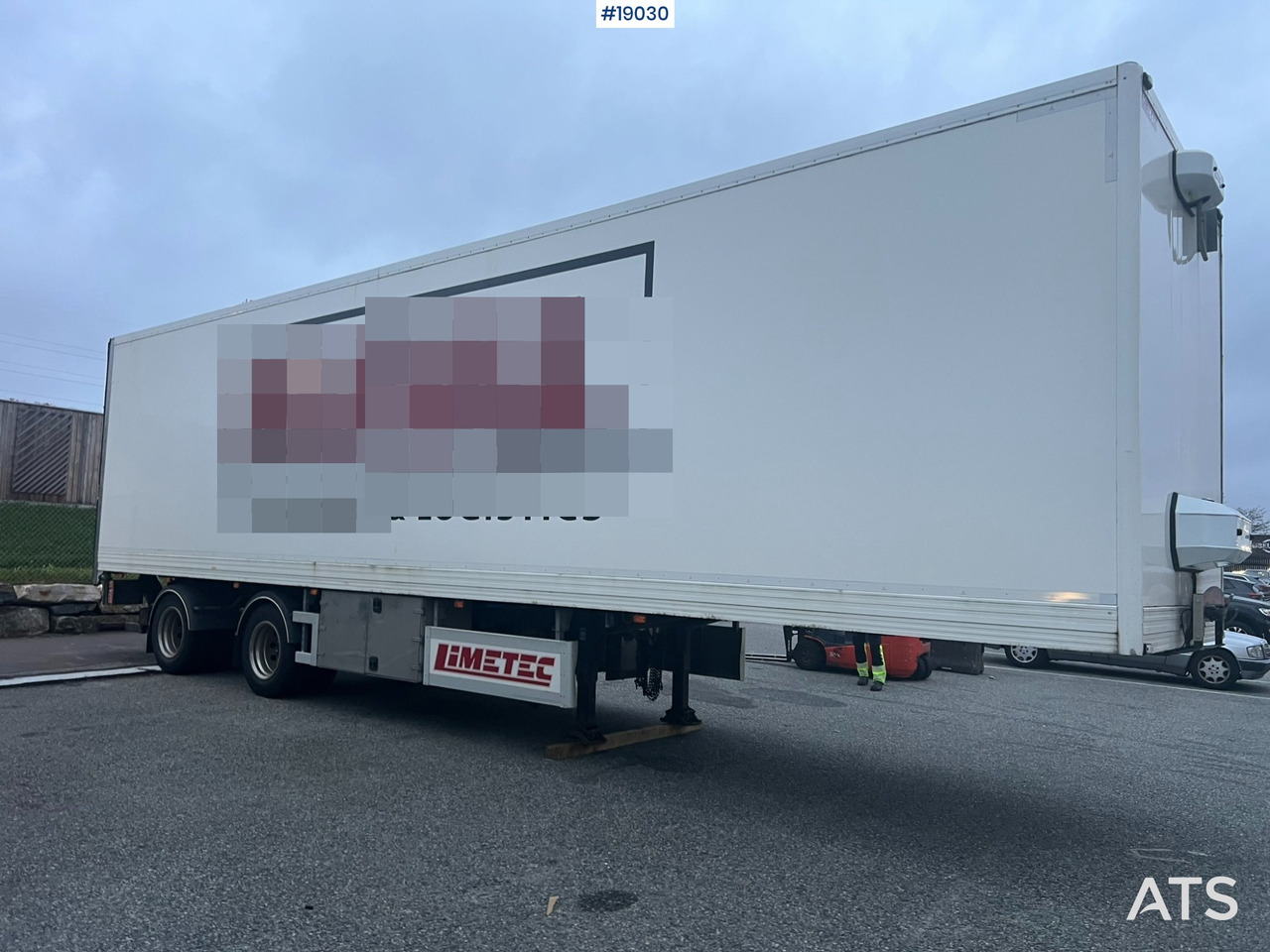 Limetec 2 akslet skapsemi - Poluprikolica hladnjača: slika Limetec 2 akslet skapsemi - Poluprikolica hladnjača Limetec 2 akslet skapsemi - Poluprikolica hladnjača: slika Limetec 2 akslet skapsemi - Poluprikolica hladnjača