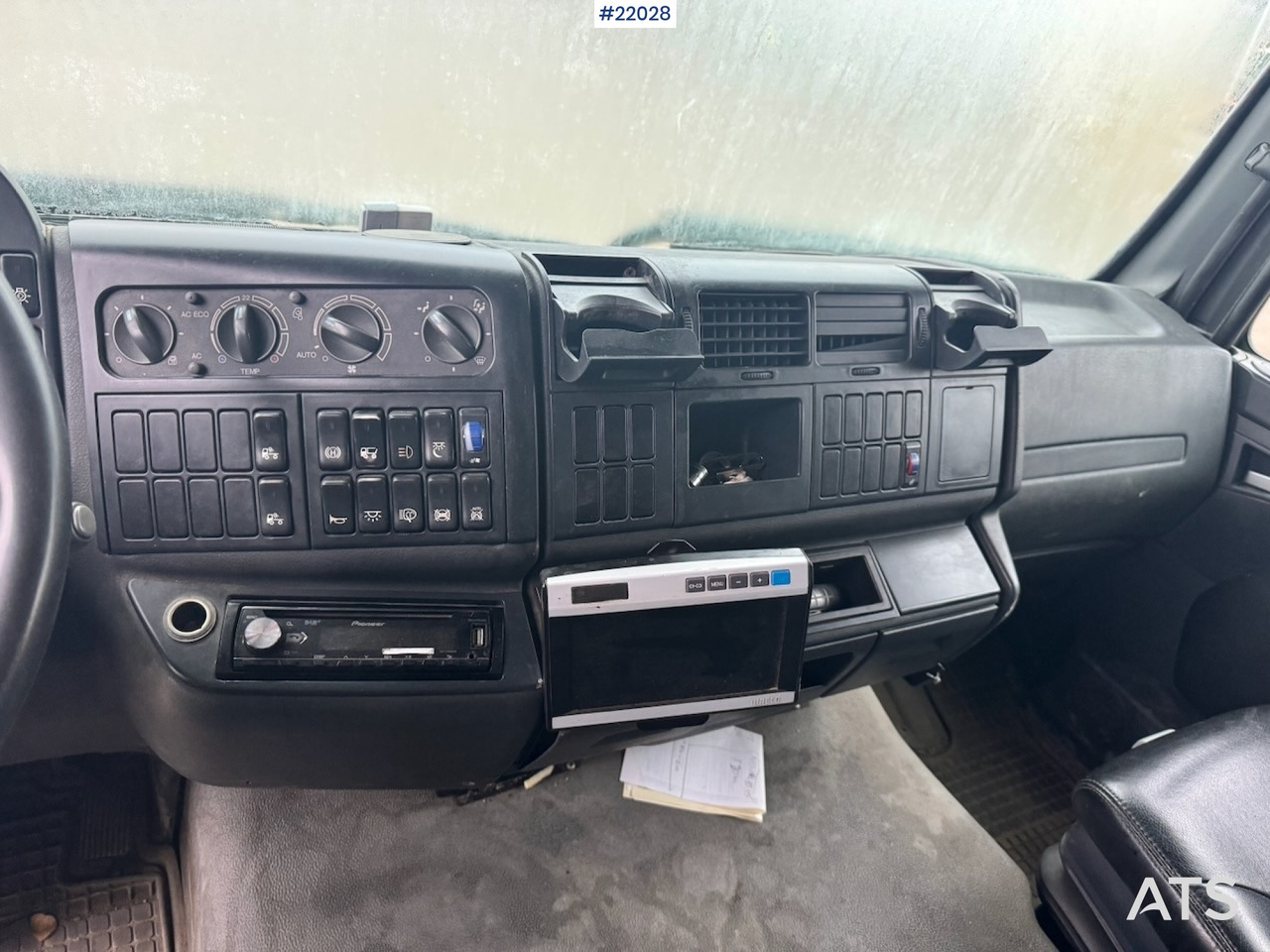 Kamion sandučar MAN 2008 MAN TGL 12.210 4x2 Skapbil m/ full sideåpning: slika Kamion sandučar MAN 2008 MAN TGL 12.210 4x2 Skapbil m/ full sideåpning