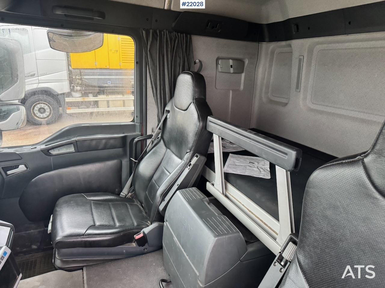 Kamion sandučar MAN 2008 MAN TGL 12.210 4x2 Skapbil m/ full sideåpning: slika Kamion sandučar MAN 2008 MAN TGL 12.210 4x2 Skapbil m/ full sideåpning