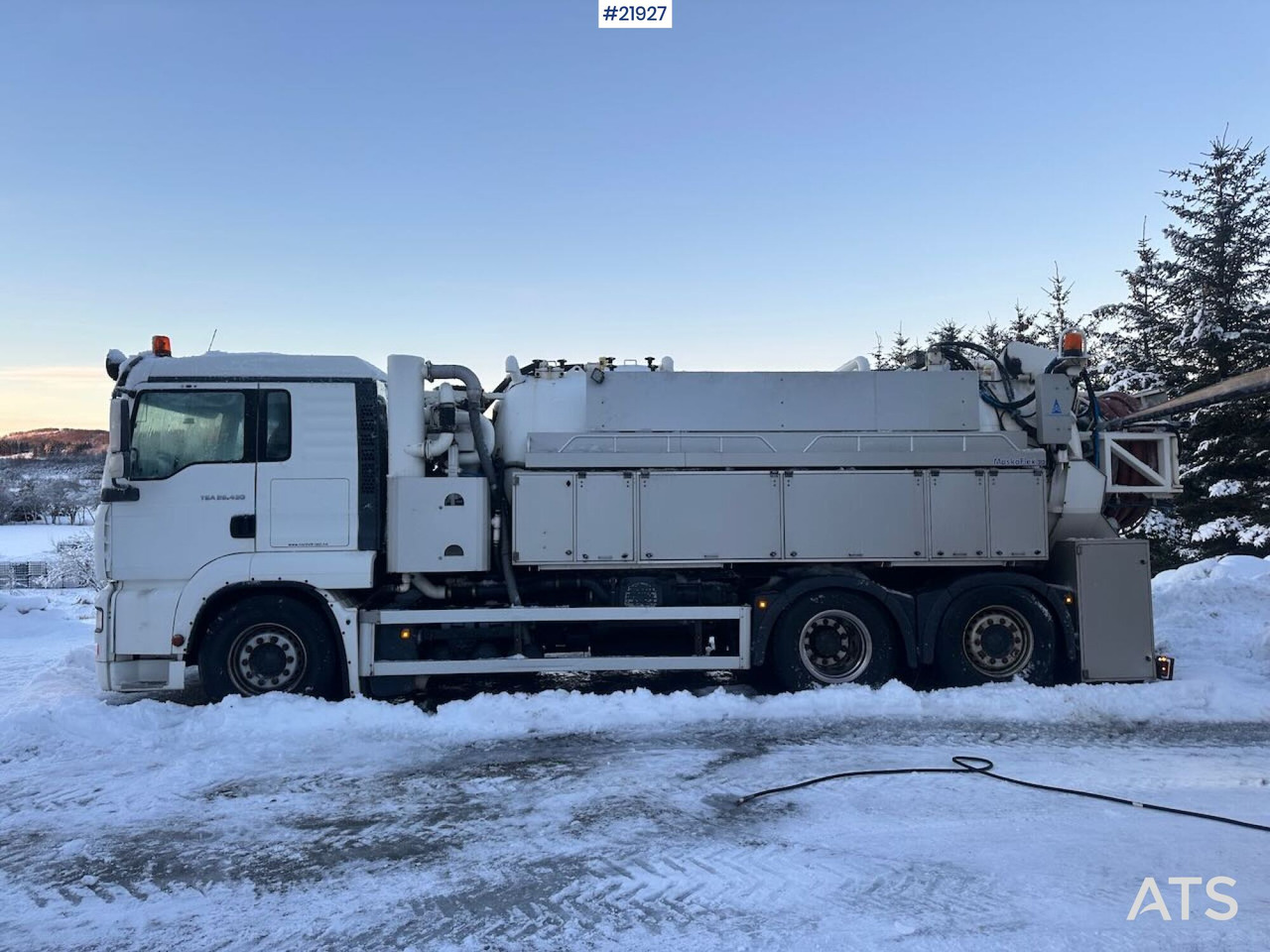 MAN TGA 26.430 6x2 sug-/spylebil m/ Maskoflex påbygg. SE VIDEO. - Vakum kamion: slika MAN TGA 26.430 6x2 sug-/spylebil m/ Maskoflex påbygg. SE VIDEO. - Vakum kamion MAN TGA 26.430 6x2 sug-/spylebil m/ Maskoflex påbygg. SE VIDEO. - Vakum kamion: slika MAN TGA 26.430 6x2 sug-/spylebil m/ Maskoflex påbygg. SE VIDEO. - Vakum kamion