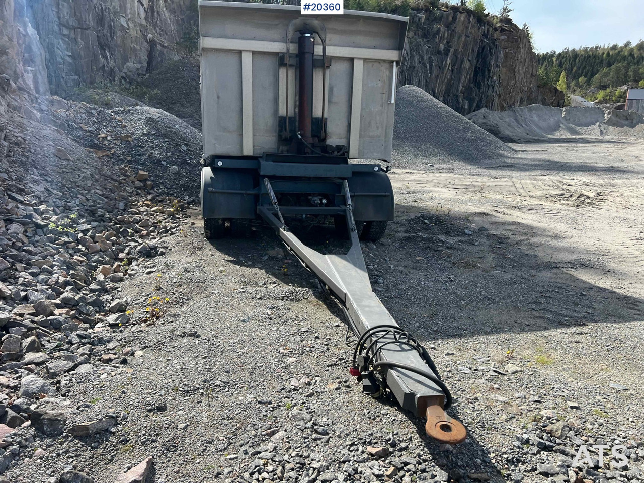 Maur 3 akslet slephenger - Kiper prikolica: slika Maur 3 akslet slephenger - Kiper prikolica Maur 3 akslet slephenger - Kiper prikolica: slika Maur 3 akslet slephenger - Kiper prikolica