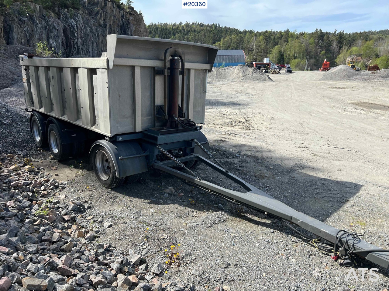Maur 3 akslet slephenger - Kiper prikolica: slika Maur 3 akslet slephenger - Kiper prikolica Maur 3 akslet slephenger - Kiper prikolica: slika Maur 3 akslet slephenger - Kiper prikolica