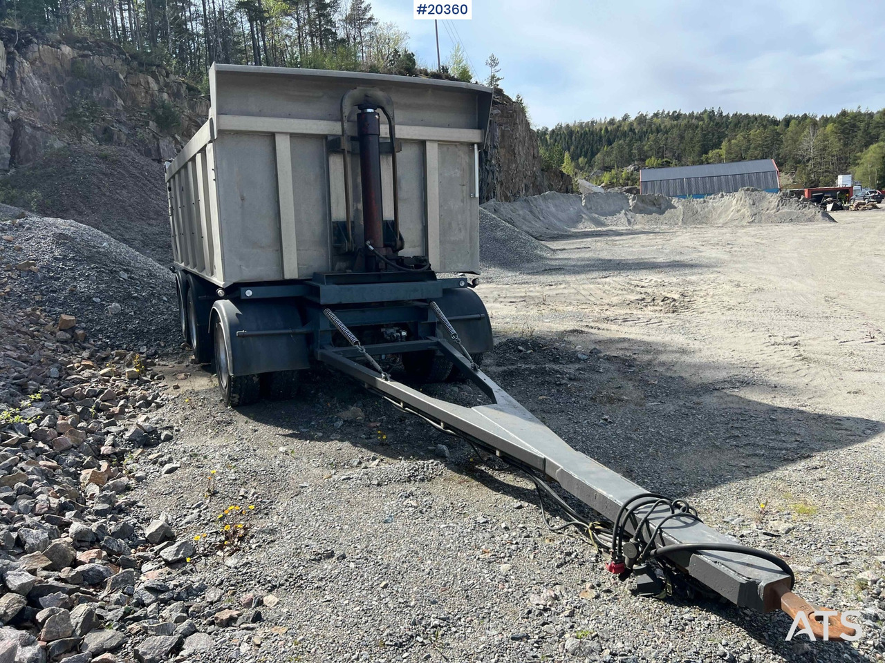 Maur 3 akslet slephenger - Kiper prikolica: slika Maur 3 akslet slephenger - Kiper prikolica Maur 3 akslet slephenger - Kiper prikolica: slika Maur 3 akslet slephenger - Kiper prikolica