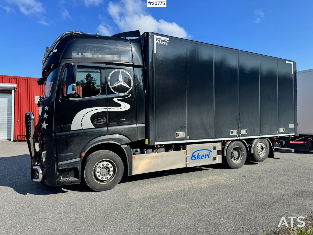 Mercedes Actros - Kamion sandučar: slika Mercedes Actros - Kamion sandučar Mercedes Actros - Kamion sandučar: slika Mercedes Actros - Kamion sandučar