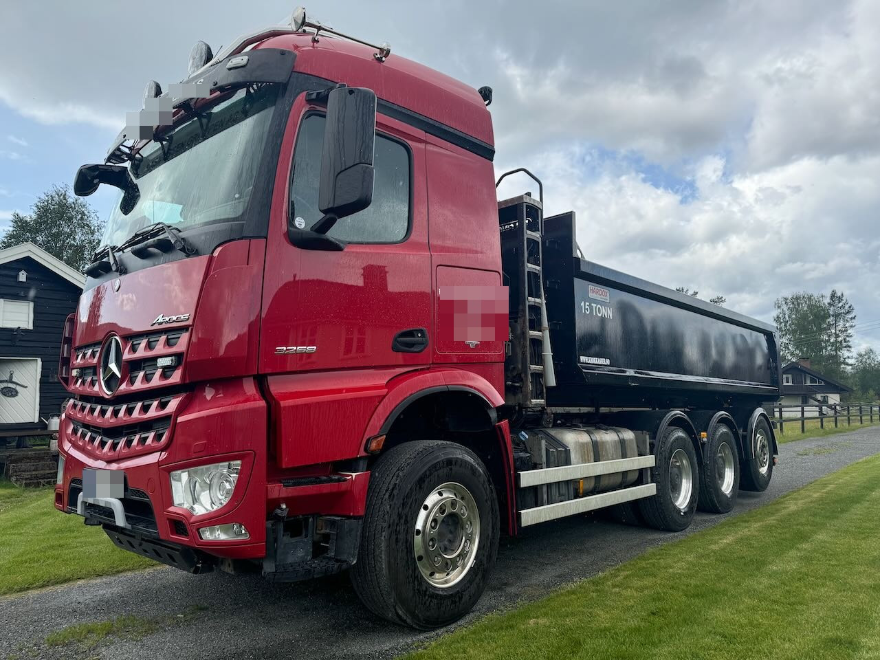 Mercedes Arocs 3258 - Kamion s kukastom dizalicom: slika Mercedes Arocs 3258 - Kamion s kukastom dizalicom Mercedes Arocs 3258 - Kamion s kukastom dizalicom: slika Mercedes Arocs 3258 - Kamion s kukastom dizalicom