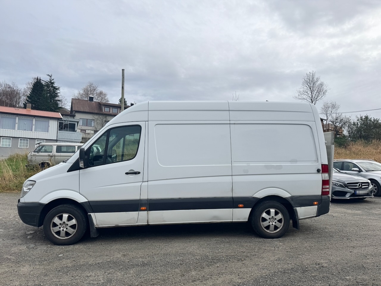 Mercedes SPRINTER - Furgon: slika Mercedes SPRINTER - Furgon Mercedes SPRINTER - Furgon: slika Mercedes SPRINTER - Furgon