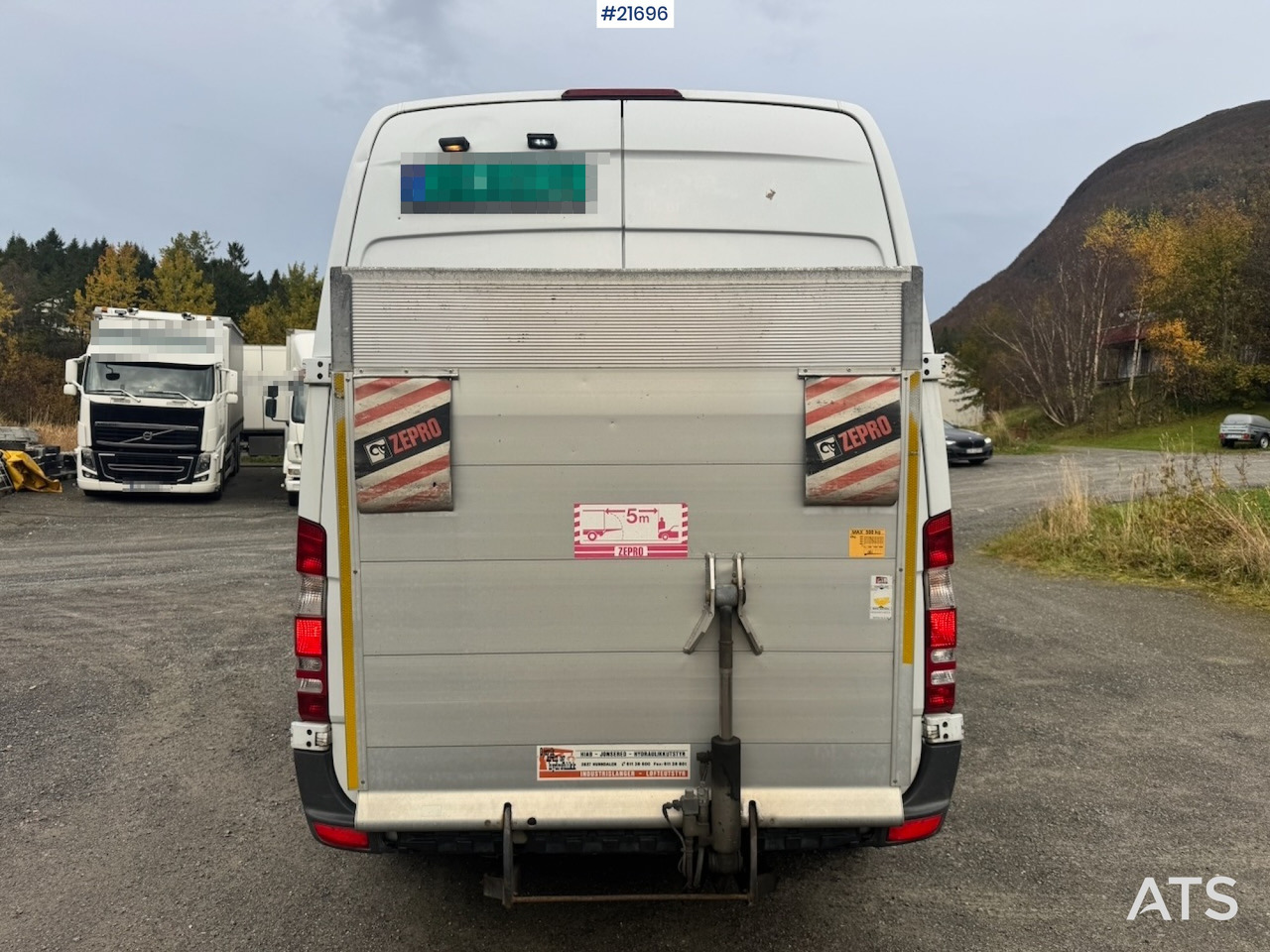 Mercedes SPRINTER - Furgon: slika Mercedes SPRINTER - Furgon Mercedes SPRINTER - Furgon: slika Mercedes SPRINTER - Furgon