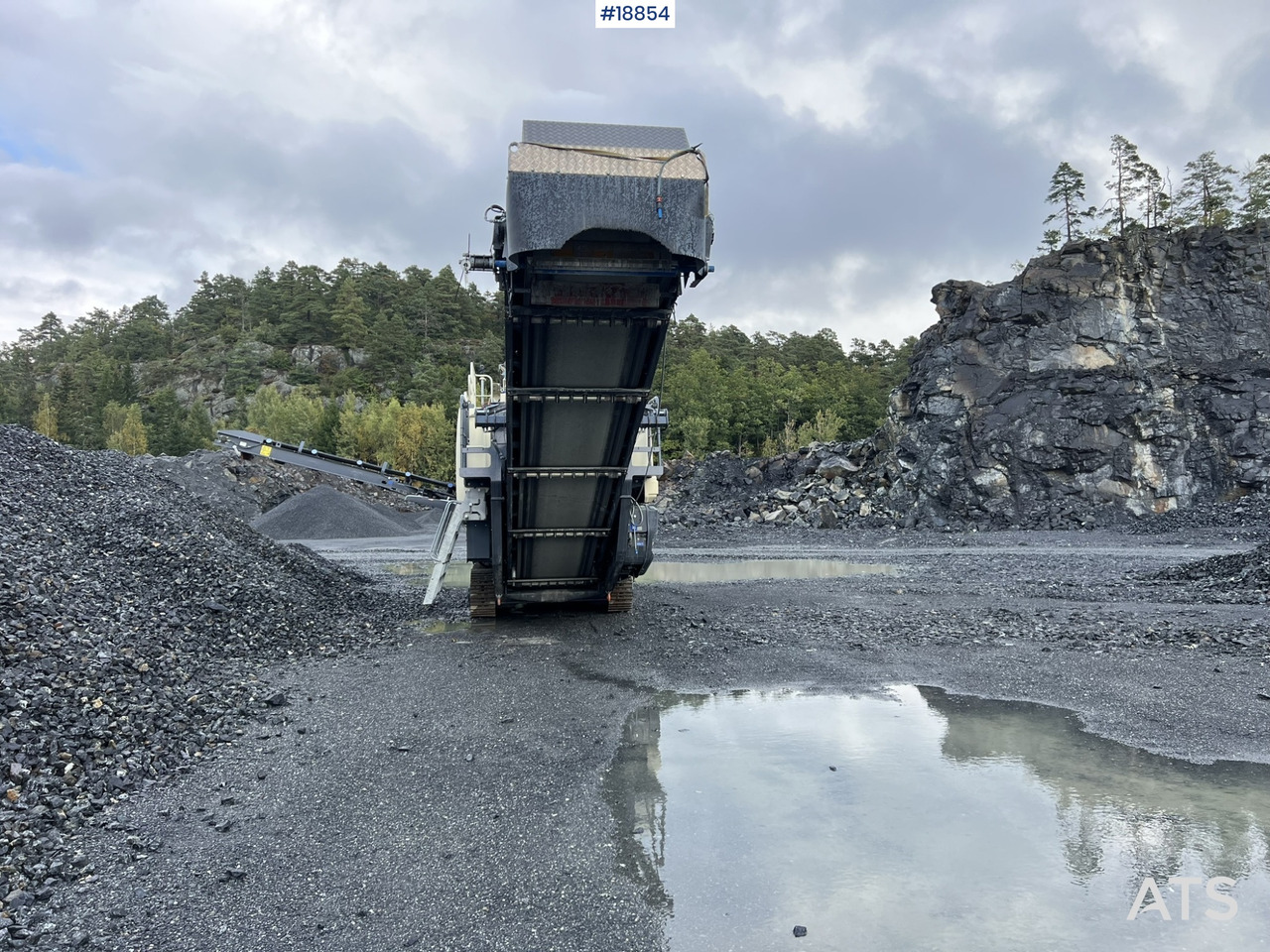 Metso Lokotrack - Mobilna drobilica: slika Metso Lokotrack - Mobilna drobilica Metso Lokotrack - Mobilna drobilica: slika Metso Lokotrack - Mobilna drobilica