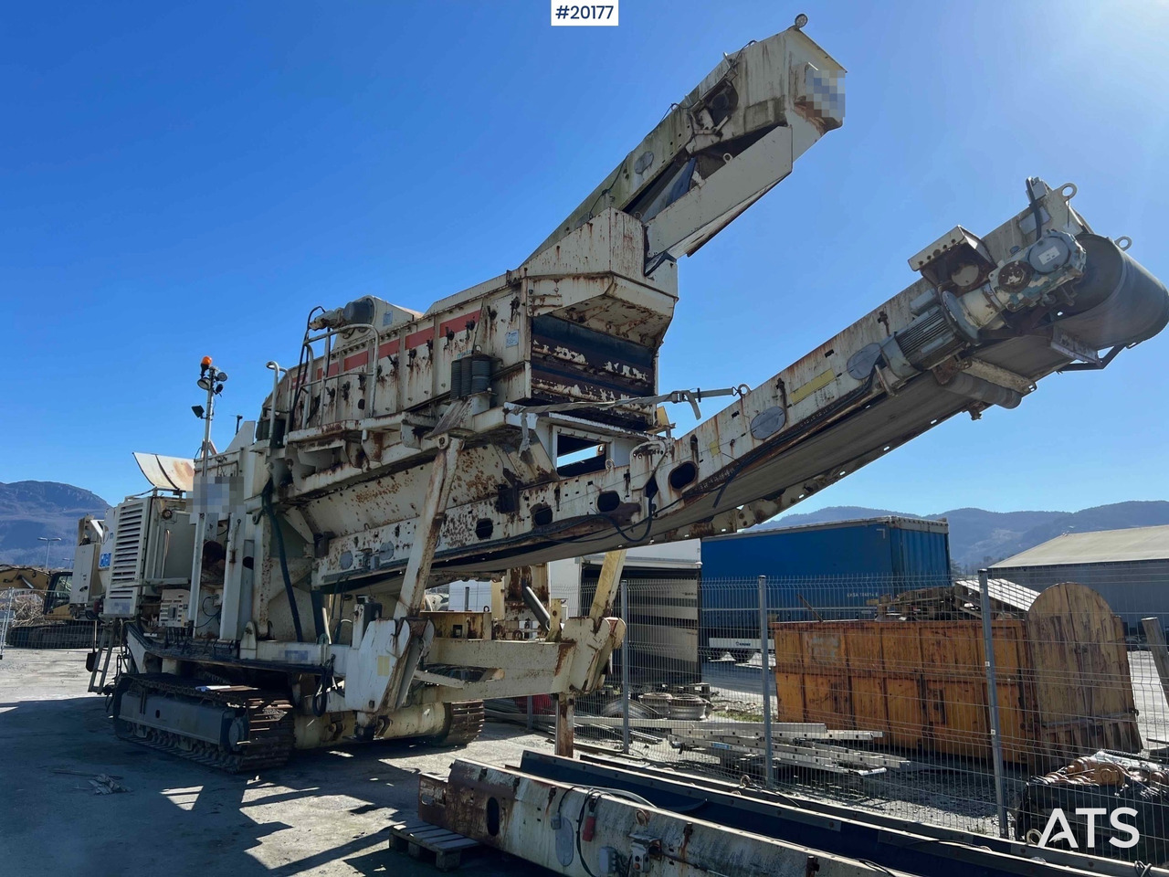 Metso Lokotrack - Mobilna drobilica: slika Metso Lokotrack - Mobilna drobilica Metso Lokotrack - Mobilna drobilica: slika Metso Lokotrack - Mobilna drobilica