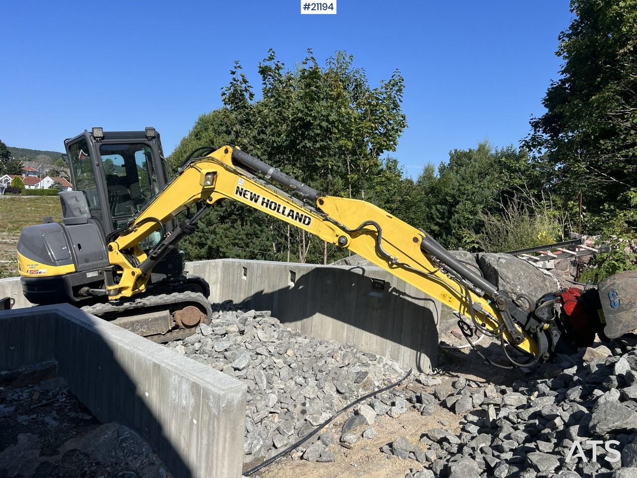 New Holland E55B - Bager gusjeničar: slika New Holland E55B - Bager gusjeničar New Holland E55B - Bager gusjeničar: slika New Holland E55B - Bager gusjeničar