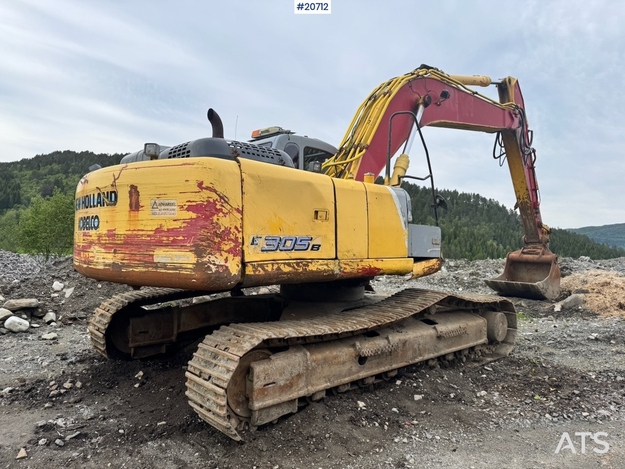 New Holland kobelco E305B - Bager: slika New Holland kobelco E305B - Bager New Holland kobelco E305B - Bager: slika New Holland kobelco E305B - Bager