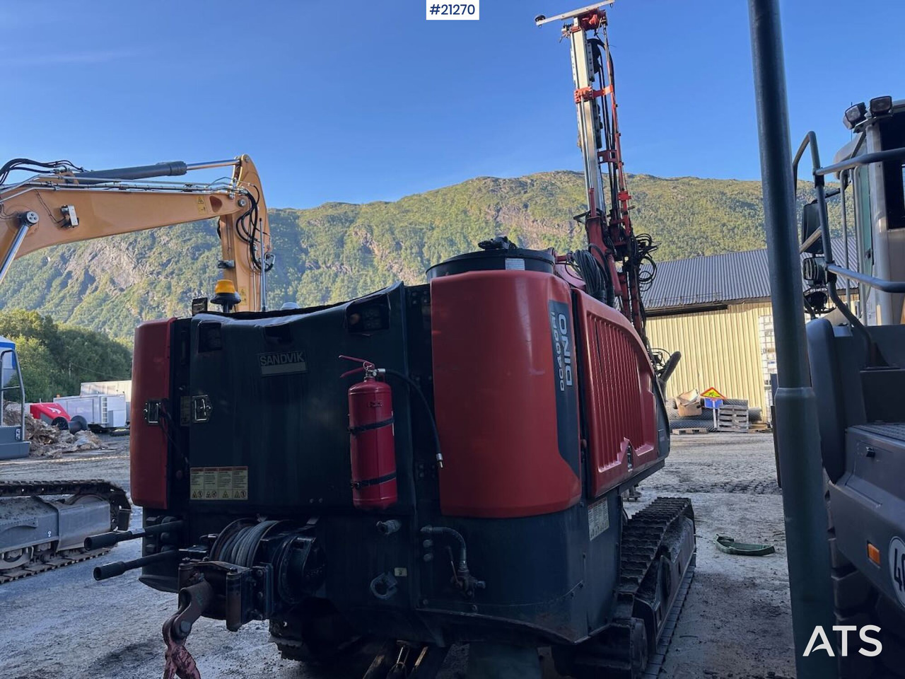 Sandvik DC400RI - Platforma za bušenje: slika Sandvik DC400RI - Platforma za bušenje Sandvik DC400RI - Platforma za bušenje: slika Sandvik DC400RI - Platforma za bušenje