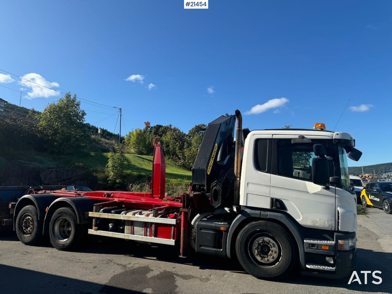 Scania P340 - Kamion s kranom: slika Scania P340 - Kamion s kranom Scania P340 - Kamion s kranom: slika Scania P340 - Kamion s kranom