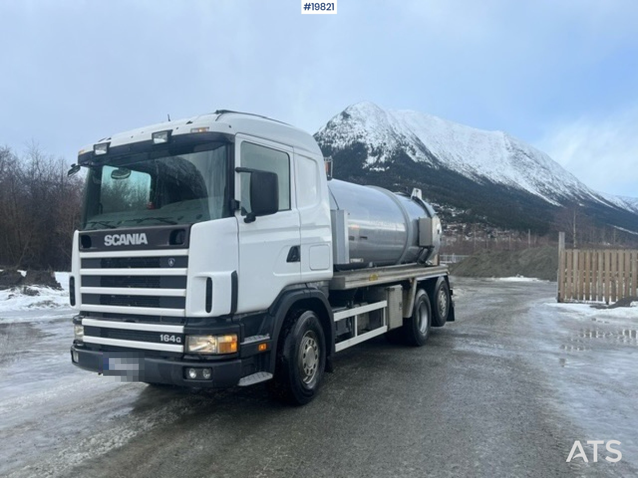 Scania R164 - Kamion cisterna: slika Scania R164 - Kamion cisterna Scania R164 - Kamion cisterna: slika Scania R164 - Kamion cisterna