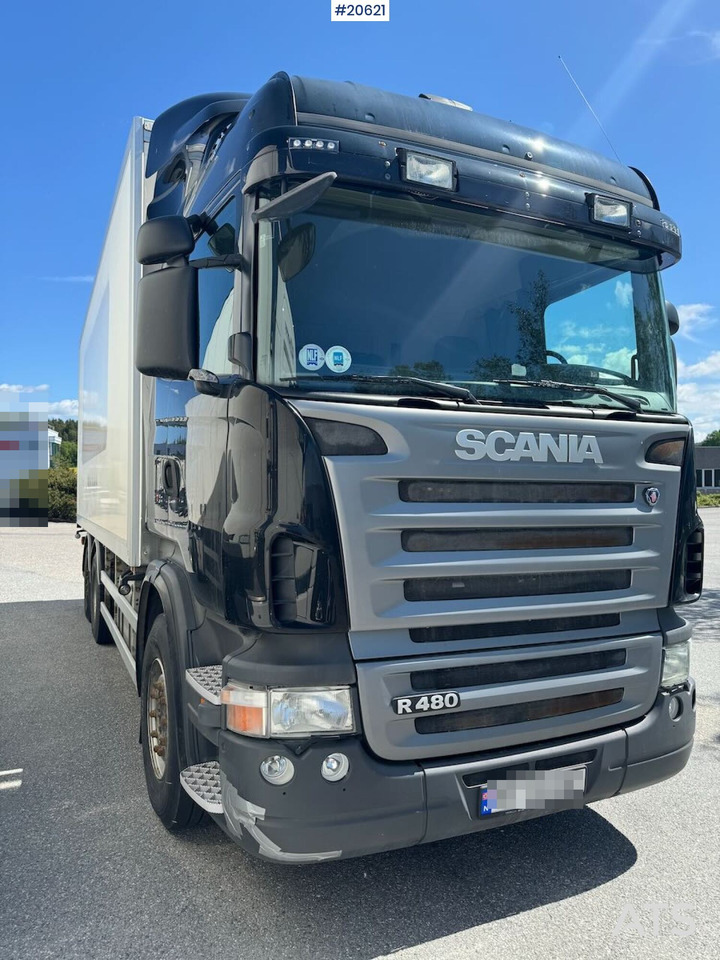 Kamion sandučar Scania R480: slika Kamion sandučar Scania R480