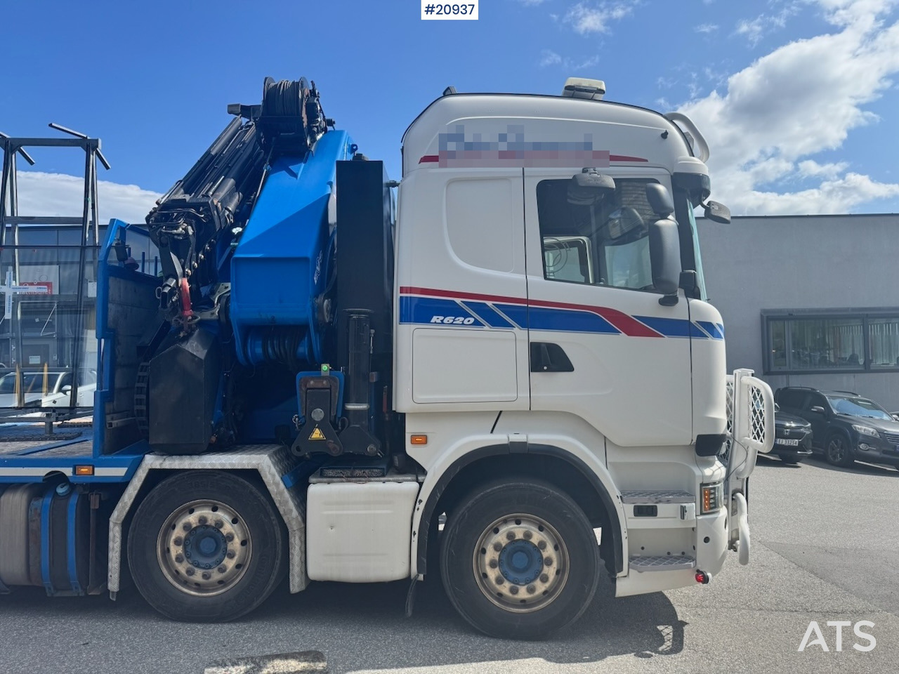 Kamion s otvorenim sandukom, Kamion s kranom Scania R620: slika Kamion s otvorenim sandukom, Kamion s kranom Scania R620