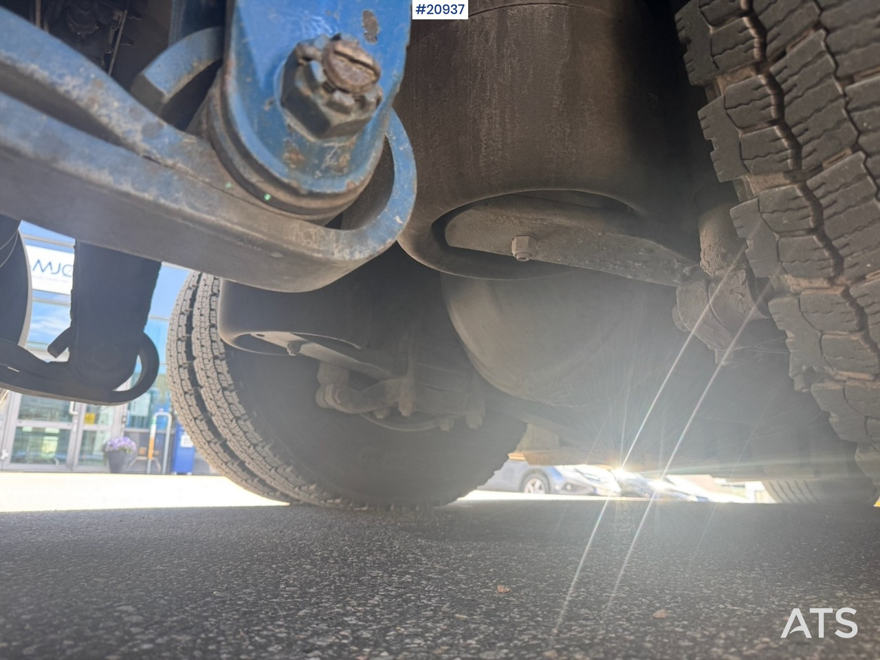 Kamion s otvorenim sandukom, Kamion s kranom Scania R620: slika Kamion s otvorenim sandukom, Kamion s kranom Scania R620