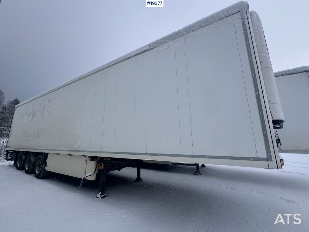 Schmitz Cargobull - Poluprikolica hladnjača: slika Schmitz Cargobull - Poluprikolica hladnjača Schmitz Cargobull - Poluprikolica hladnjača: slika Schmitz Cargobull - Poluprikolica hladnjača