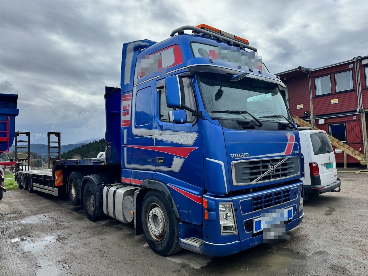 Volvo 2004 Volvo FH16 6x2 Trekkvogn m/tipphydraulikk for tippsemi. - Tegljač: slika Volvo 2004 Volvo FH16 6x2 Trekkvogn m/tipphydraulikk for tippsemi. - Tegljač Volvo 2004 Volvo FH16 6x2 Trekkvogn m/tipphydraulikk for tippsemi. - Tegljač: slika Volvo 2004 Volvo FH16 6x2 Trekkvogn m/tipphydraulikk for tippsemi. - Tegljač