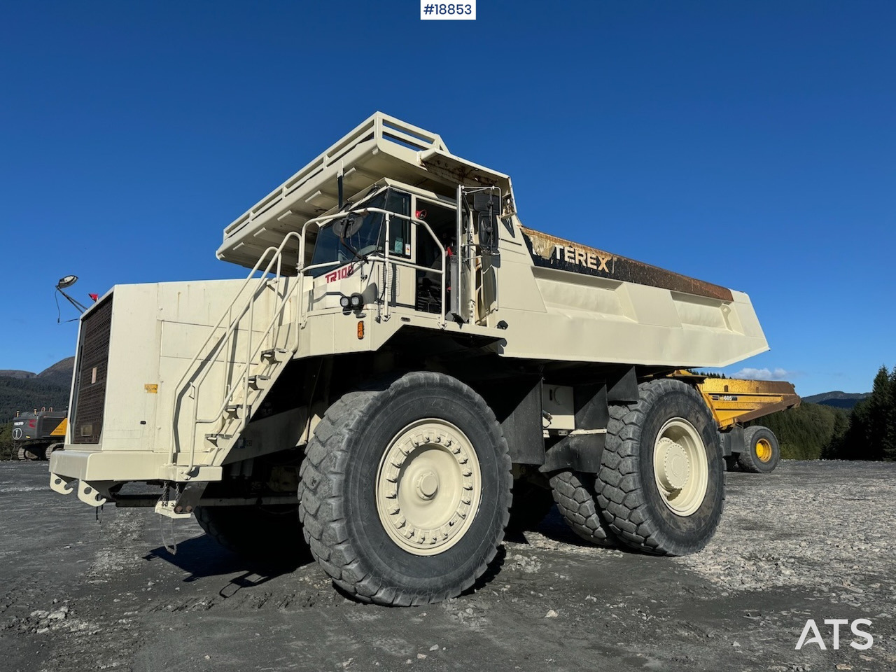 Terex TR 100 - Istovarivač: slika Terex TR 100 - Istovarivač Terex TR 100 - Istovarivač: slika Terex TR 100 - Istovarivač