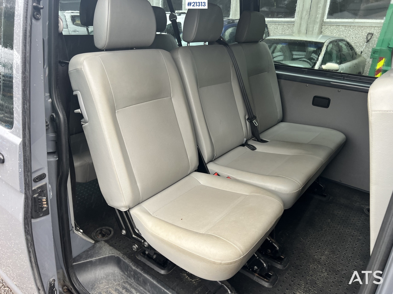 Minibus, Putnički kombi Volkswagen kombi 9 seter: slika Minibus, Putnički kombi Volkswagen kombi 9 seter