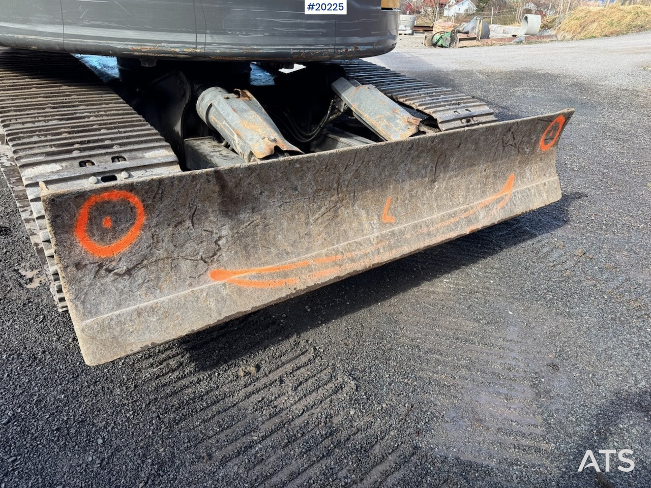 Bager Volvo ECR235: slika Bager Volvo ECR235