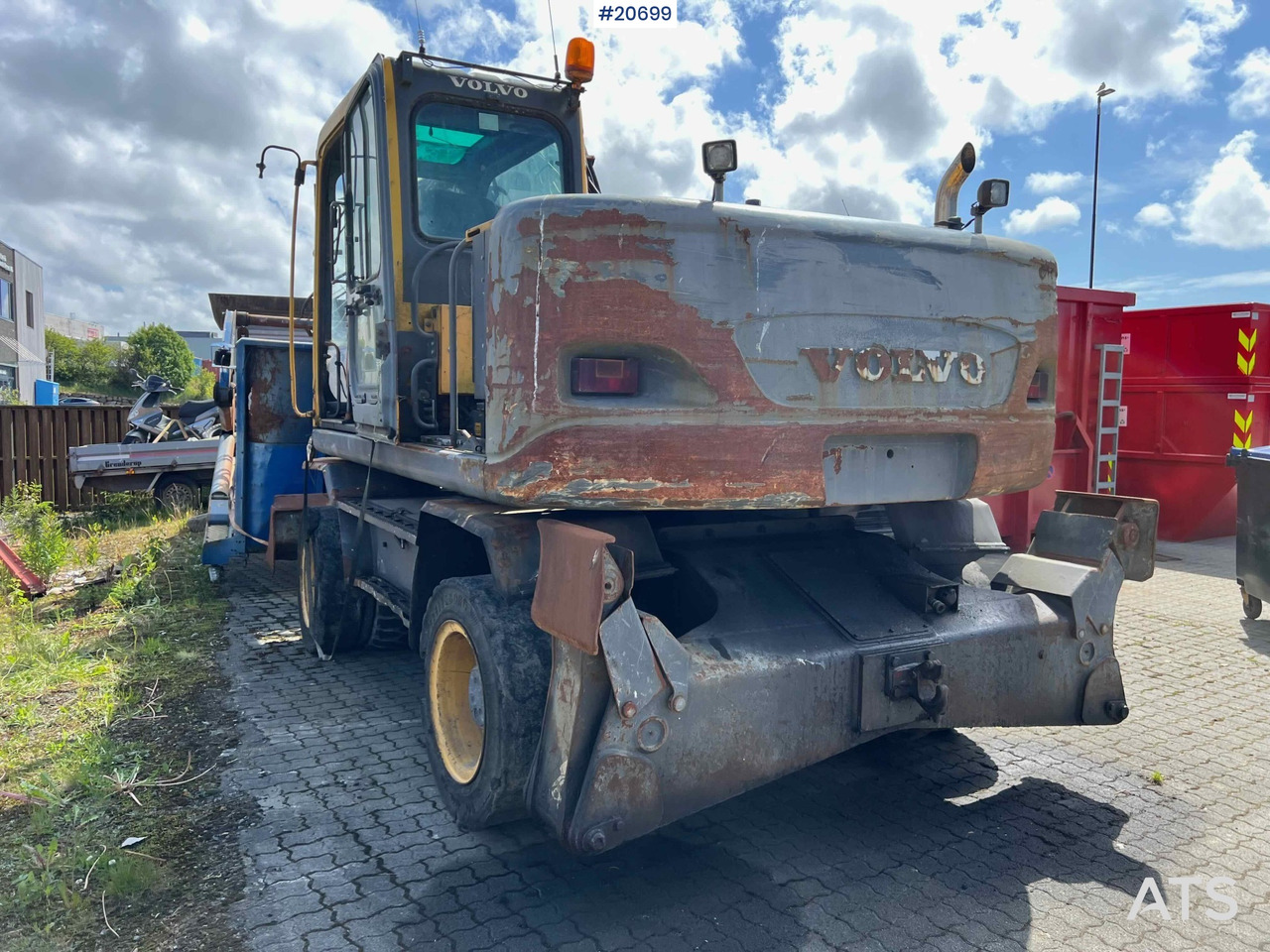 Volvo EW160B - Utovarivač na kotačima: slika Volvo EW160B - Utovarivač na kotačima Volvo EW160B - Utovarivač na kotačima: slika Volvo EW160B - Utovarivač na kotačima
