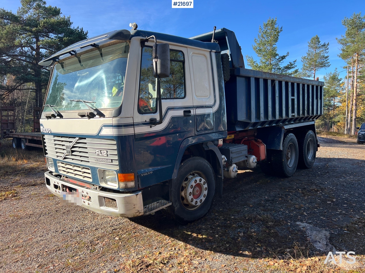 Volvo FH12 6x2 Tippbil - Kiper: slika Volvo FH12 6x2 Tippbil - Kiper Volvo FH12 6x2 Tippbil - Kiper: slika Volvo FH12 6x2 Tippbil - Kiper