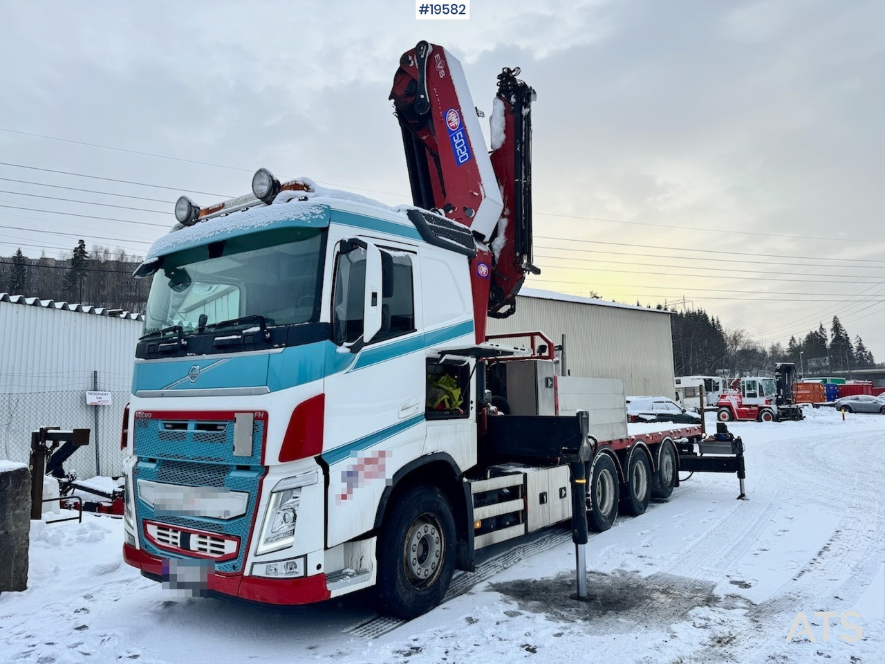 Volvo FH540 - Kamion s kranom, Kamion s otvorenim sandukom: slika Volvo FH540 - Kamion s kranom, Kamion s otvorenim sandukom Volvo FH540 - Kamion s kranom, Kamion s otvorenim sandukom: slika Volvo FH540 - Kamion s kranom, Kamion s otvorenim sandukom