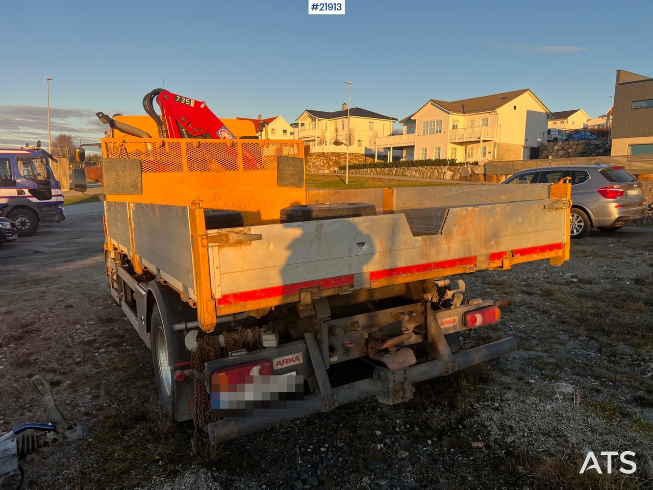 Volvo FL240 - Kamion s kranom: slika Volvo FL240 - Kamion s kranom Volvo FL240 - Kamion s kranom: slika Volvo FL240 - Kamion s kranom