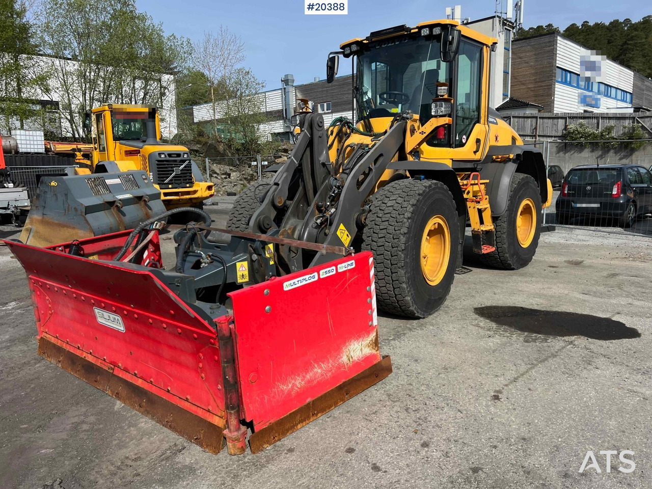 Volvo L60H - Utovarivač na kotačima: slika Volvo L60H - Utovarivač na kotačima Volvo L60H - Utovarivač na kotačima: slika Volvo L60H - Utovarivač na kotačima