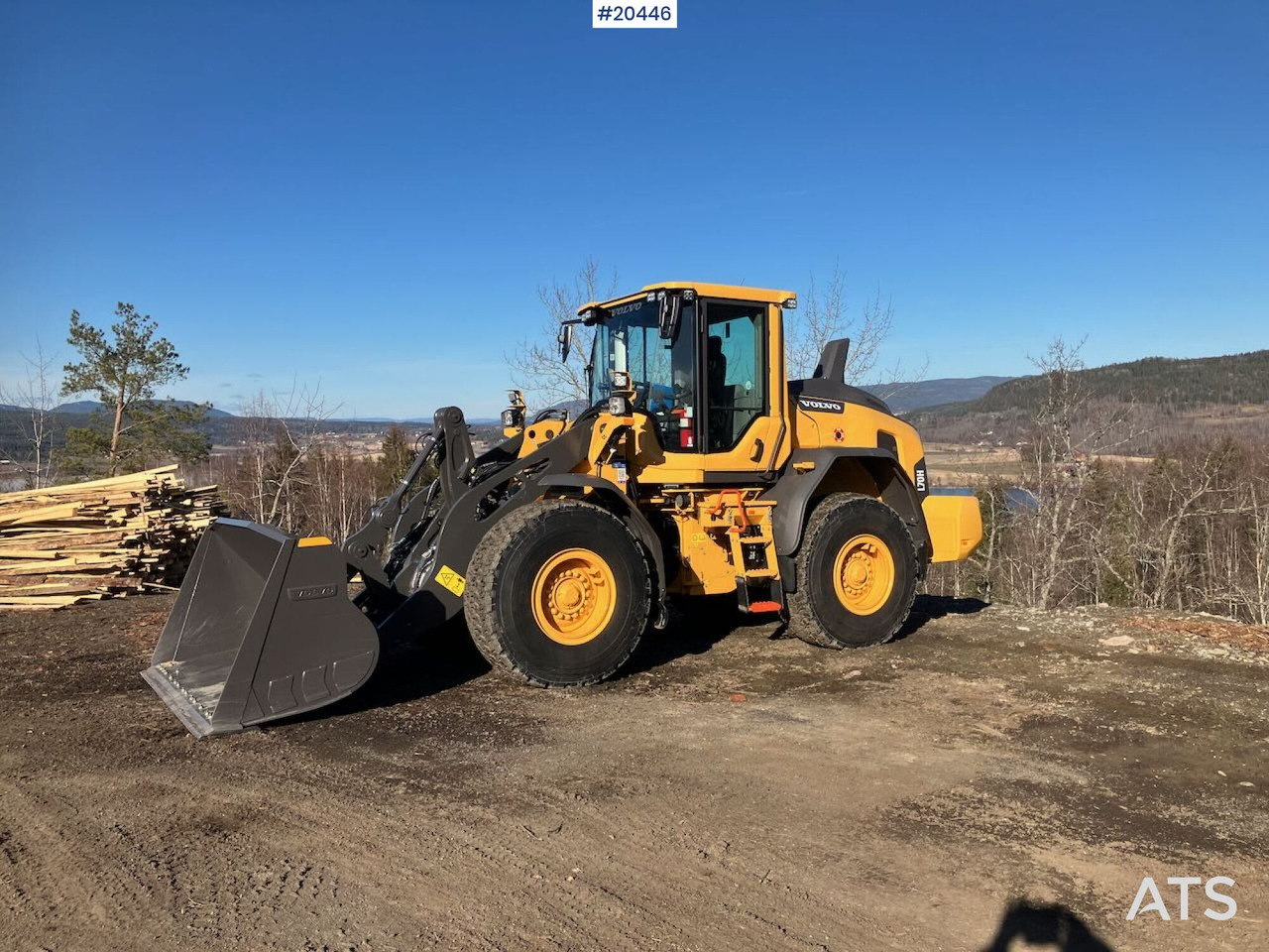 Volvo L70H - Utovarivač na kotačima: slika Volvo L70H - Utovarivač na kotačima Volvo L70H - Utovarivač na kotačima: slika Volvo L70H - Utovarivač na kotačima